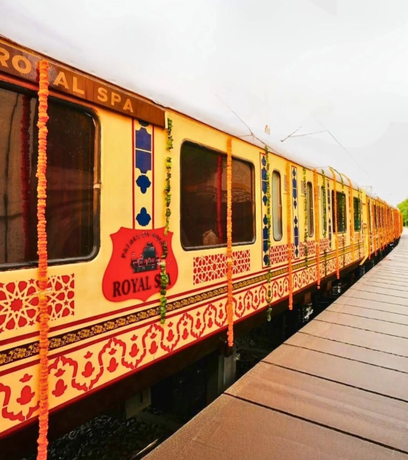 Luxury Trains Tour Operator of India